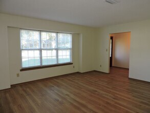5119 Stevendale Dr in Pensacola, FL - Building Photo - Building Photo