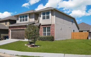 5727 Ivans Farm in San Antonio, TX - Building Photo - Building Photo