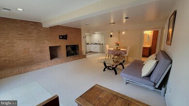 3000 Melanie Ln in Oakton, VA - Building Photo - Building Photo