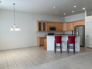 8572 N Sand Dune Pl in Tucson, AZ - Building Photo - Building Photo
