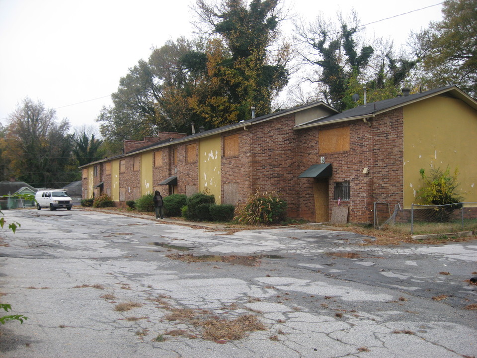 1152 Sells Ave SW in Atlanta, GA - Building Photo