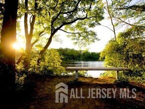304 Lakeview Terrace in Princeton, NJ - Building Photo - Building Photo