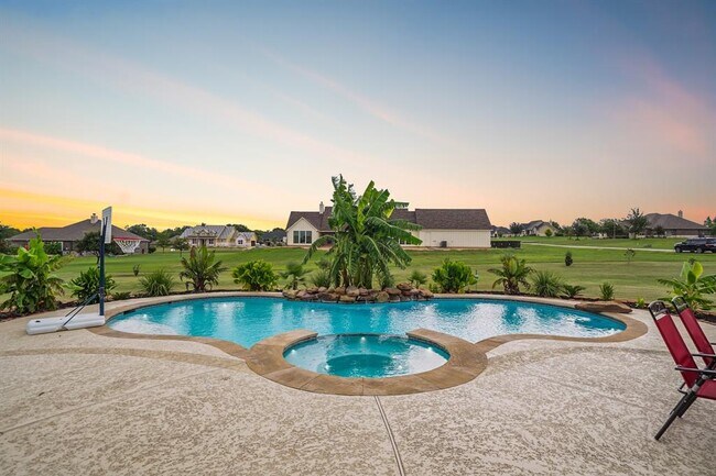 586 Ruby Drive in Bellville, TX - Building Photo - Building Photo