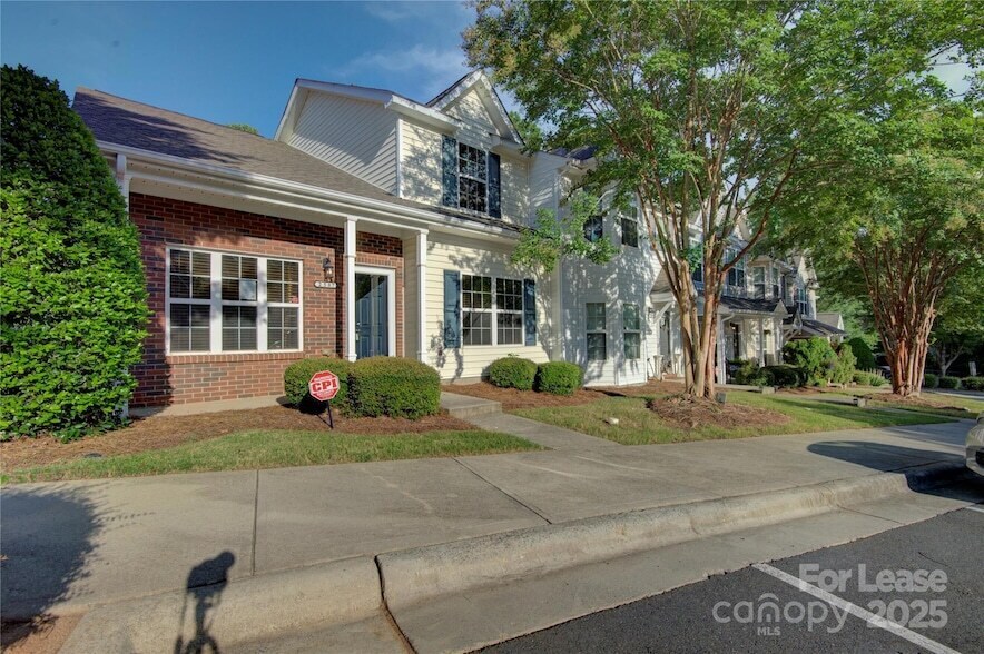 2587 Brackley Pl NW in Concord, NC - Building Photo
