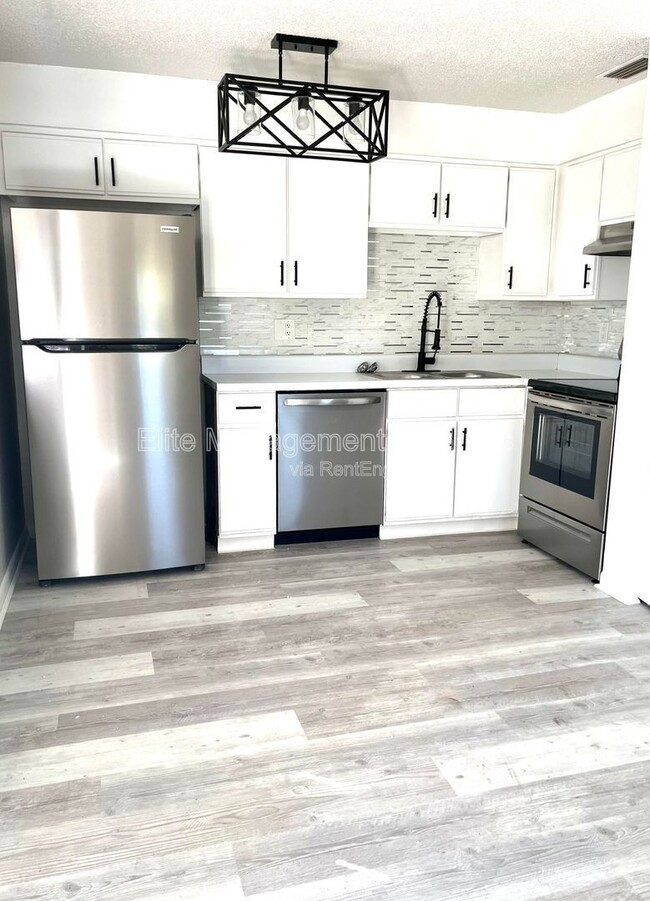 property at 1505 40th Ave