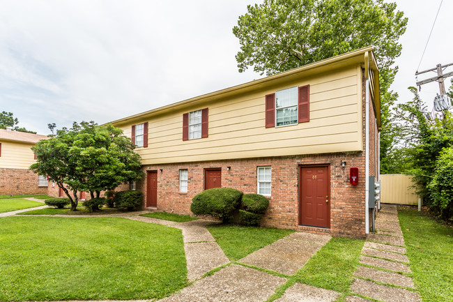 Whisperwood Town Homes in Little Rock, AR - Building Photo - Building Photo