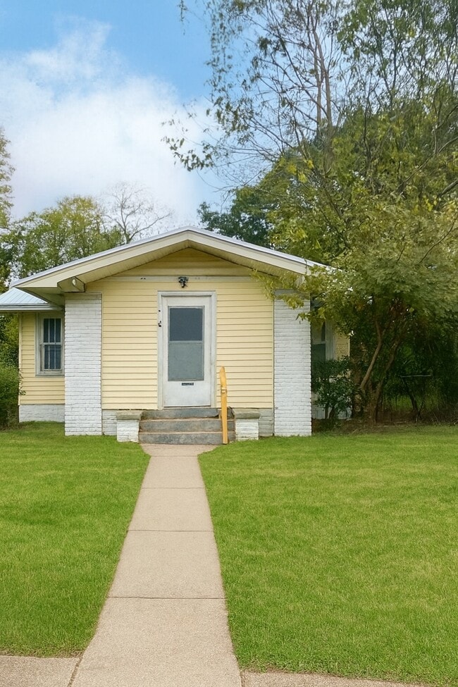 property at 2610 Ave P