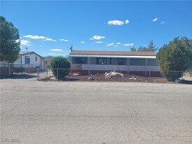 1060 S Bunch St in Pahrump, NV - Building Photo