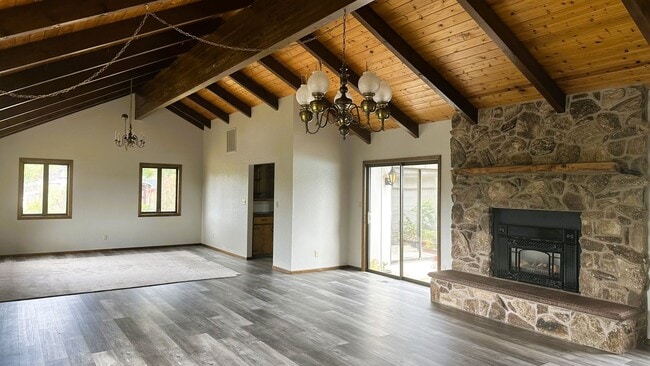 property at 234 SE Chestnut St