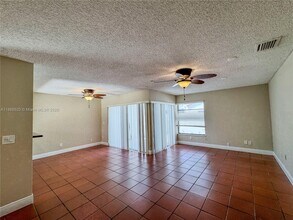 11116 SW 134th Pl in Miami, FL - Building Photo - Building Photo