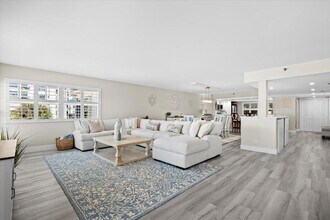 364 Golfview Rd in North Palm Beach, FL - Building Photo - Building Photo