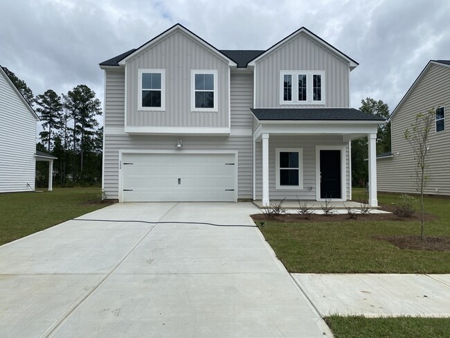 124 Barefoot Dr in Bloomingdale, GA - Building Photo - Building Photo