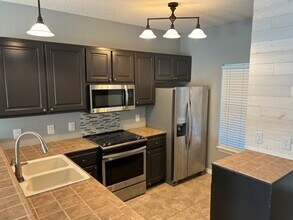2703 Bay Club Dr in Navarre, FL - Building Photo - Building Photo