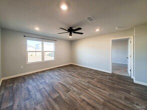 5586 Galahad Trl in Milton, FL - Building Photo - Building Photo