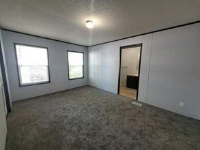 11205 112th Square NE in Blaine, MN - Building Photo - Building Photo