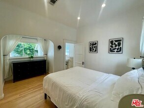 1028 4th St in Santa Monica, CA - Building Photo - Building Photo