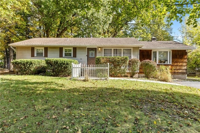 property at 271 Crockett Dr
