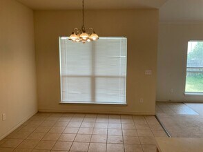 800-804-804 Quarter Horse Trail in Waco, TX - Building Photo - Building Photo