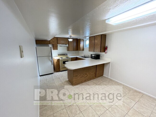 245 I St in Idaho Falls, ID - Foto de edificio - Building Photo