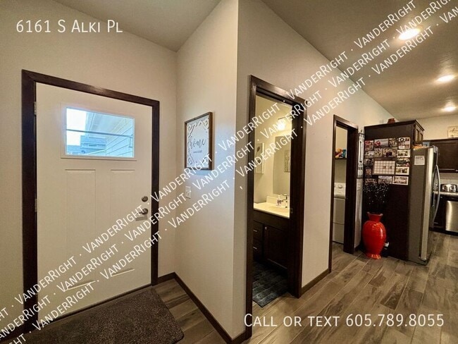 6161 S Alki Pl in Sioux Falls, SD - Building Photo - Building Photo