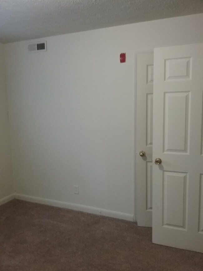 1722 Coker Ave in Knoxville, TN - Building Photo - Interior Photo