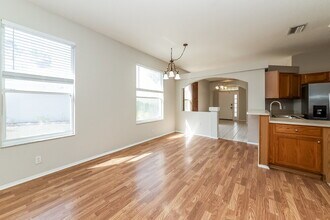 12262 Hollybush Terrace in Lakewood Ranch, FL - Building Photo - Building Photo