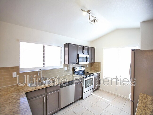 8644 W Mauro Ln in Peoria, AZ - Building Photo - Building Photo