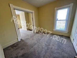 37 Bierce Ave in Dayton, OH - Foto de edificio - Building Photo