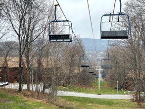 2 Winter Park Dr in Vernon, NJ - Building Photo - Building Photo