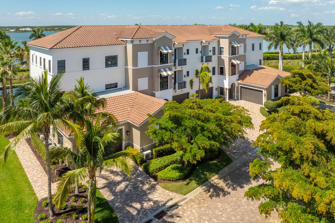 Ravenna at Miromar Lakes in Miromar Lakes, FL - Building Photo