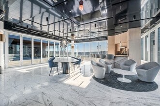 4720 Lougheed Hwy in Burnaby, BC - Building Photo - Building Photo