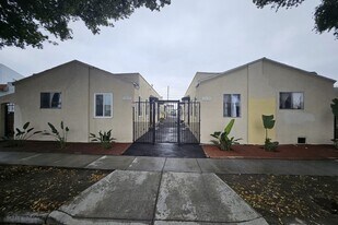 2815 Orchard Pl in South Gate, CA - Building Photo