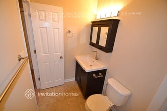1875 N Newport Rd in Hoffman Estates, IL - Building Photo - Building Photo
