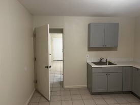 5527 Bolivar St, Unit A in San Diego, CA - Building Photo