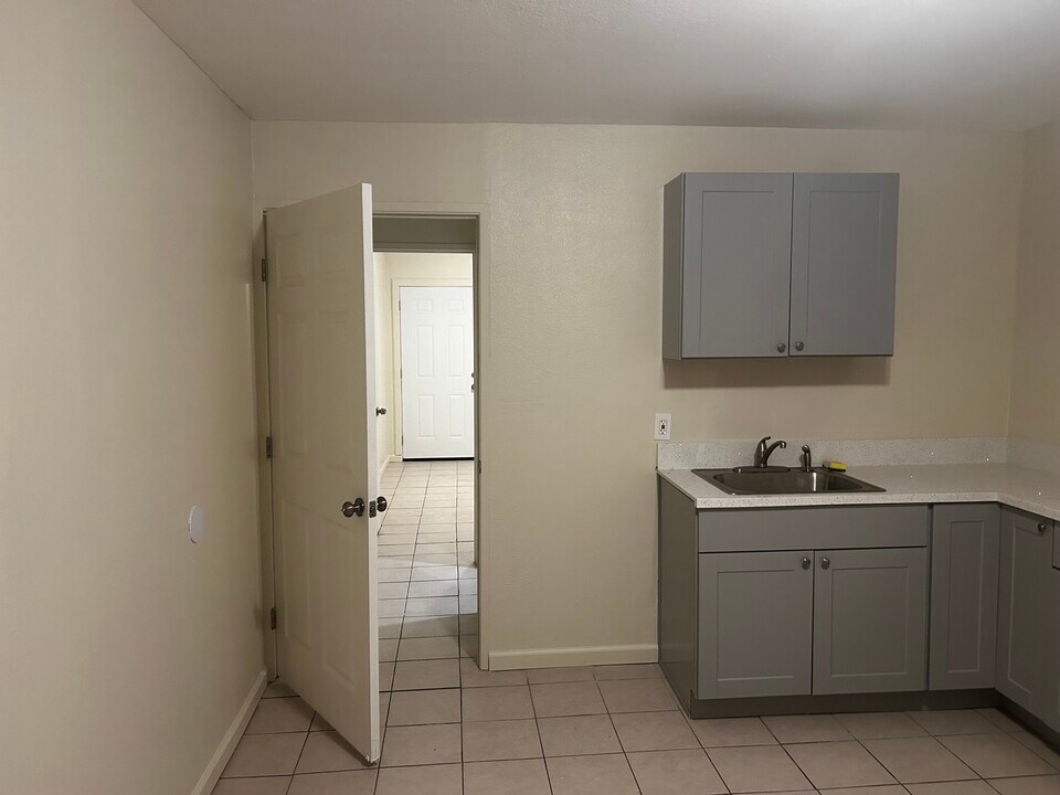 5527 Bolivar St, Unit A in San Diego, CA - Building Photo