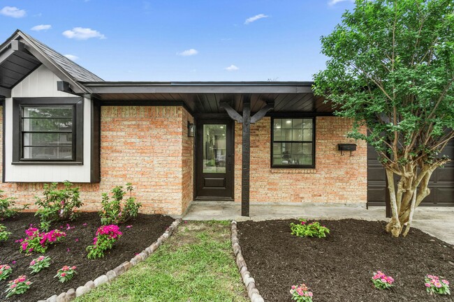 5519 De Lange Ln in Houston, TX - Building Photo - Building Photo