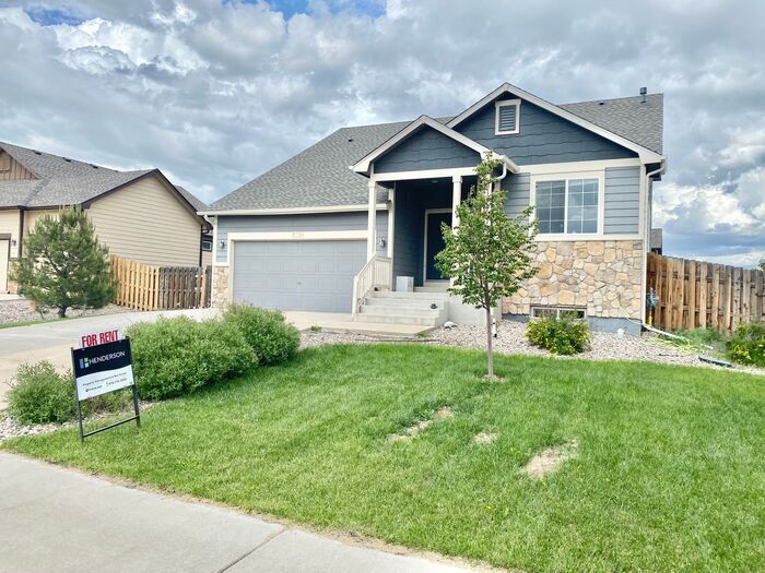 7374 Andover St in Wellington, CO - Building Photo