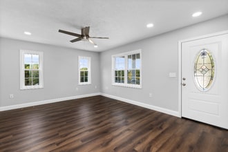 1012 Ivanhoe Ave in Waynesboro, VA - Building Photo - Building Photo