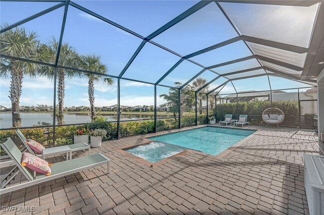 18336 Parksville Dr in Estero, FL - Foto de edificio - Building Photo