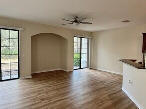 5610 Kingletsound in Fish Hawk, FL - Building Photo - Building Photo