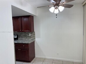 2961 SW 87th Ave in Davie, FL - Building Photo - Building Photo