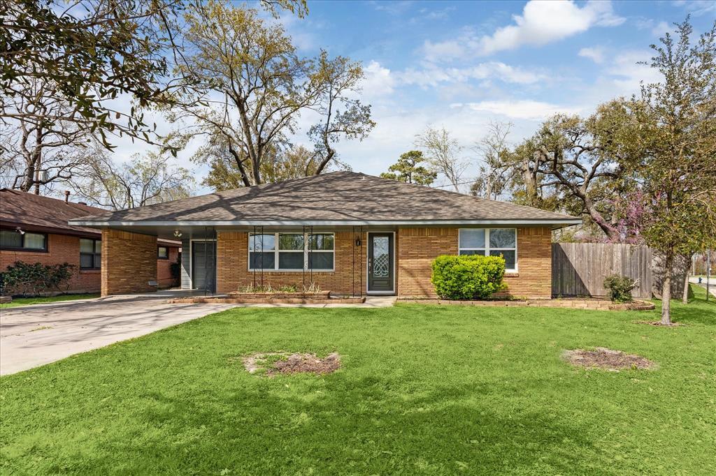4402 Libbey Dr in Houston, TX - Building Photo
