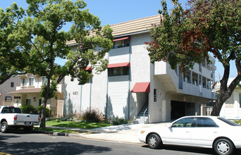 451 W Wilson Ave in Glendale, CA - Building Photo - Building Photo