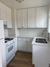 1663 Del Amo Blvd in Torrance, CA - Building Photo - Building Photo