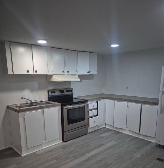 4716 Chumuckla Hwy in Pace, FL - Building Photo - Building Photo