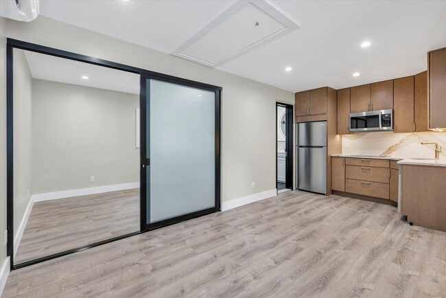 property at 862 Larkfield Rd