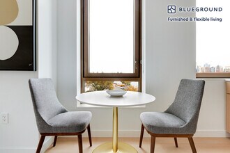 478 Kent Ave in Brooklyn, NY - Building Photo - Building Photo