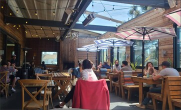 8315 W Manchester Ave, Unit 3 in Playa Del Rey, CA - Building Photo - Building Photo