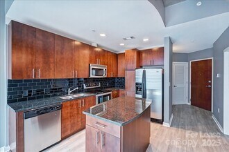 210 N Church St in Charlotte, NC - Building Photo - Building Photo