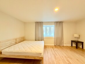 9989 Dodge Dr in Northglenn, CO - Building Photo - Building Photo